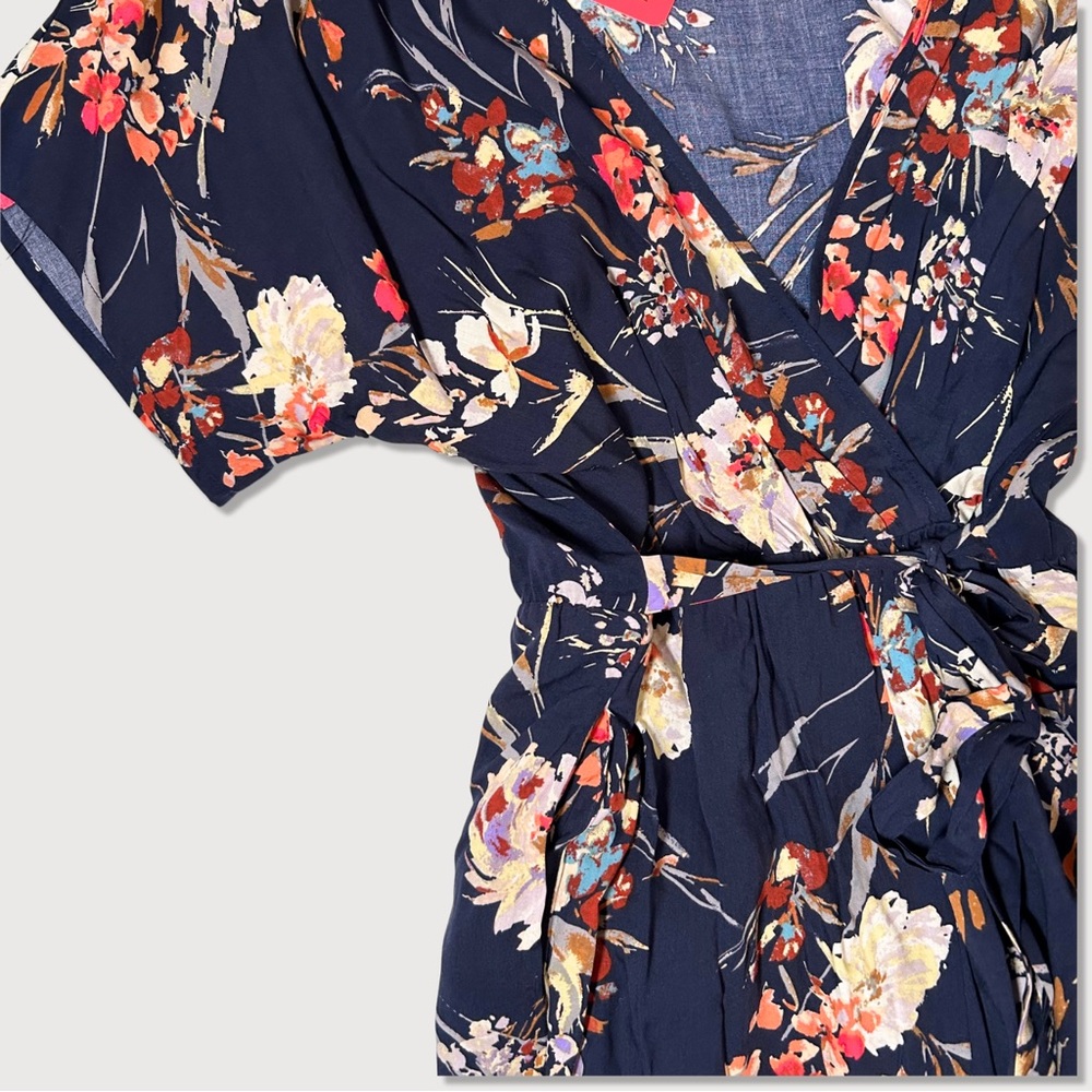 Evereve Floral Jumpsuit - Picture 4 of 6